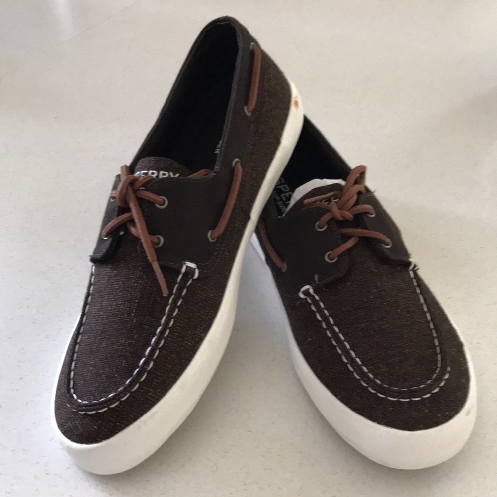 Men’s sperrys NWOT